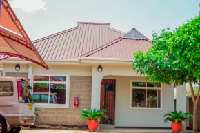 Randa Family House - Moshi